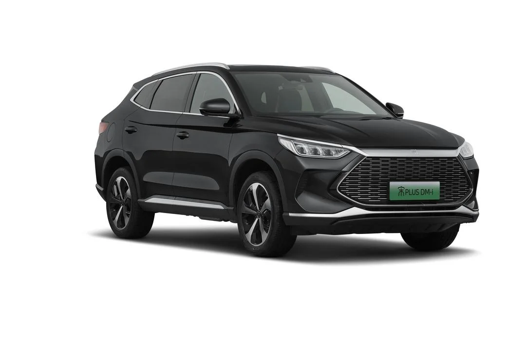 BYD Seal U DM-i 2026 pose 3