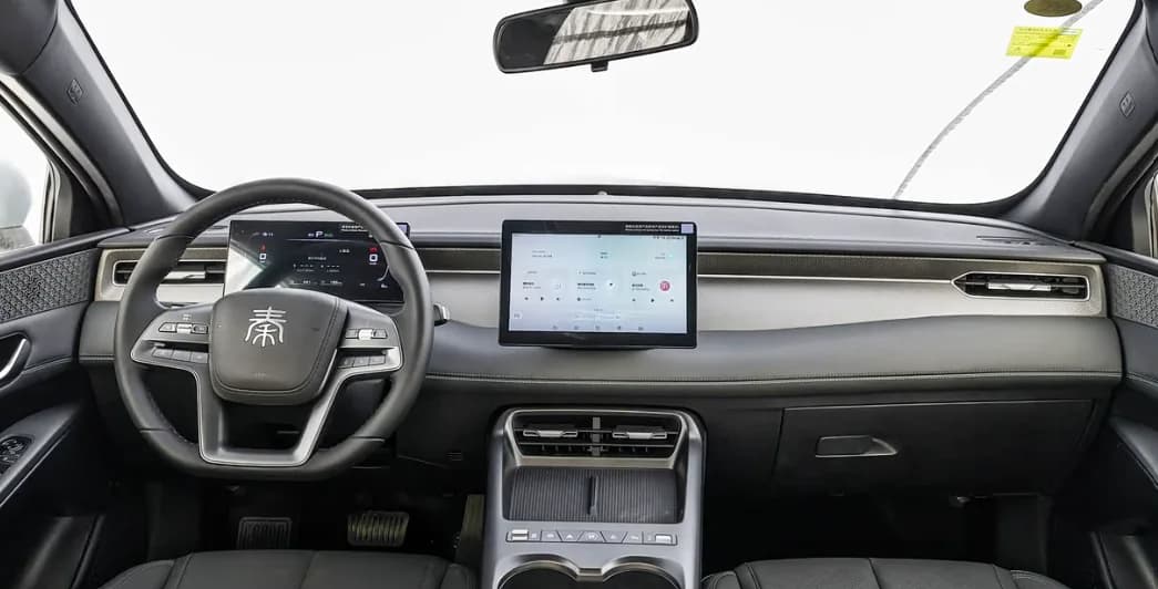BYD Qin Plus — driving